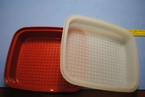 Vintage Tupperware Meat Marinade Container Season N Serve Paprika Red #1294 - Picture 1 of 7