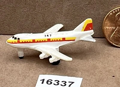 MICRO MACHINES BOEING 747 PASSENGER AIRCRAFT 1987 VINTAGE - Image 1 of 3