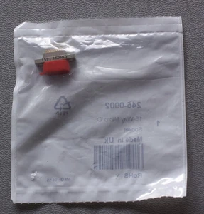 Conector de enchufe de 15 vías RCA 1451 Micro-D - MIL-DTL-83513, sellado, nuevo en stock - Imagen 1 de 3