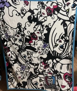 Monster High Fleece Throw Blanket - Pre-owned - Picture 1 of 5