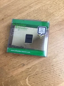 Schneider ULTIMATE Presa telefonica secondaria senza viti, presa, ottone lucido - Foto 1 di 8