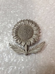 Spoontiques Pewter 2.25" x 2.25" Sunflower Brooch Pin #3852