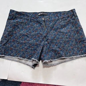 Levi's Denim Shorts Floral Raw Hem Blue Size 16 Fringe Festival Shortie Summer - Picture 1 of 6