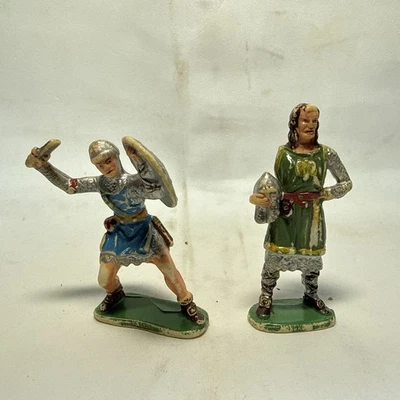 ВИНТАЖНЫЙ ЭЛАСТОЛИН ПЛАСТИКОВЫЙ РЫЦАРЬ ГАВЕЙН И СОЛДАТ 7 СМ Игрушечные Фигурки Антикварные - Изображение 1 из 4