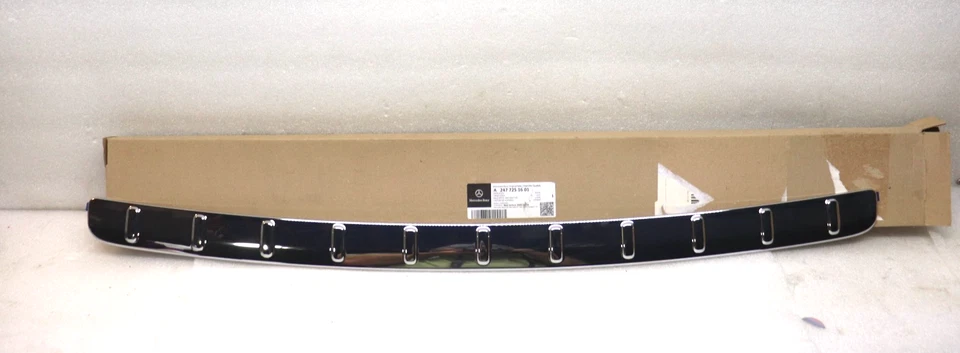 2021 2022 2023 Mercedes-Benz GLA250 GLA35 AMG parachoques trasero placa de umbral cromada OEM Foto 1 de 4