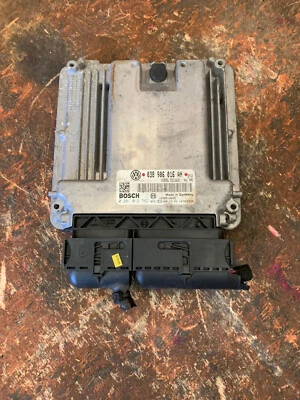Unidad de control del motor Volkswagen Transporter ECU 1,9 L diésel 2006 T5 038906016AH Foto 1 de 4