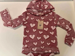 BOSTON TRADERS Pullover Hoodie Fleece Red Hearts Super Soft NEW - Picture 1 of 1