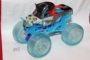 Camiones Spin Master Monster Jam 1/64 Pirate's Curse Elementals 4x4 azul 101 - Imagen 1 de 2