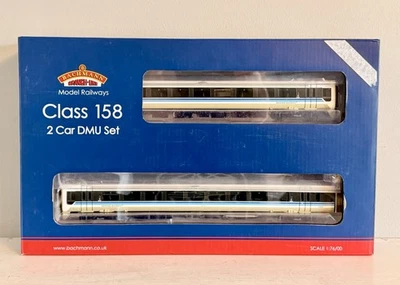 Bachmann 31-517 OO Gauge Class 158 158849 2 Car DMU Regional Railways Livery - Image 1 of 4