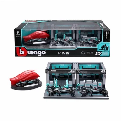 Burago MERCEDES 1:43 Formula 1 Deluxe Pit Set - Garages / Pit Crew / 3 x F1 Cars - Image 1 of 4
