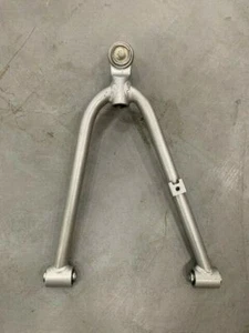 NOS 2004-2005 Honda TRX450R Front Arm 51370-HP1-000 NEW OEM - Picture 1 of 3