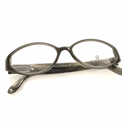 Gafas Fendi F541 Musgo Nuevas y Auténticas Foto 1 de 4