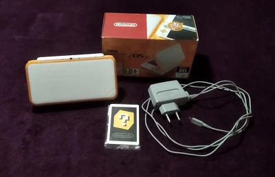 Nintendo 2DS XL Console - White/Orange + 2 games - Image 1 of 4