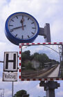 DIA Uhr und Spiegel am Bahnsteig f&#252;r Vollzug agn-R11-96