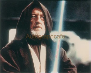 Firmado foto promocional Alec Guinness StarWars 10 x 8" es parte de la foto - Imagen 1 de 3