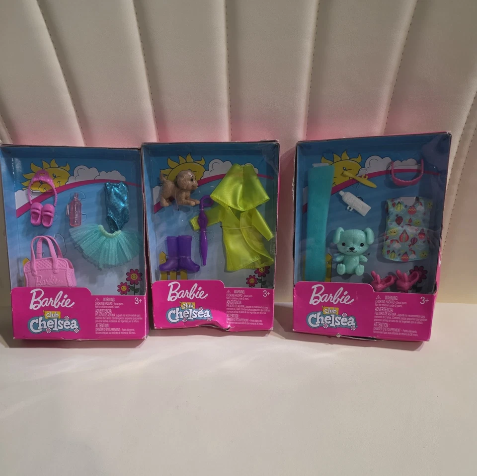 Club Chelsea Moda Pack Conjunto Equipo de Lluvia y Traje de Baño Conjunto Oso de Peluche 3  Foto 1 de 4