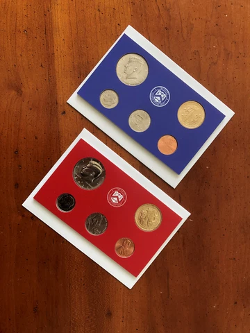 2021 D P US  Mint Uncirculated Coin Set - Cent Through Dollar - 10 Pcs Cover