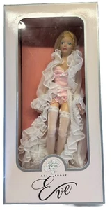 Rare Susan Wakeen All About Eve “ You’re Invited  ￼ lingerie, doll 16” NIB Rare - Picture 1 of 19