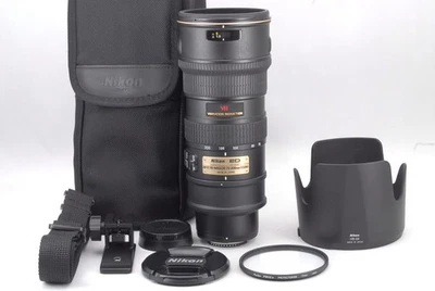 Nikon AF-S  NIKKOR  70-200mm F/2.8 G ED VR Lens with Hood - Image 1 of 4