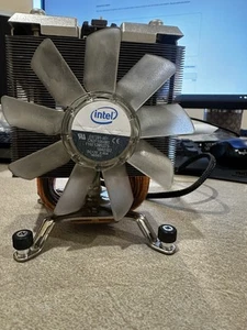 Intel e97381-001 Kühlkörper und Lüfter i7-980X i7-980 i7-970 Sockel LGA1366 - Bild 1 von 2