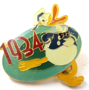 Prendedor Disney DS Donald 1934 Pato Donald a través de los años LE 1934 TAL CUAL #33007 - Imagen 1 de 3
