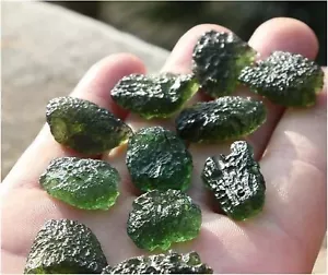 Collana con meteorite moldavite ceca verde naturale ciondolo chakra guarigion... - Picture 1 of 6
