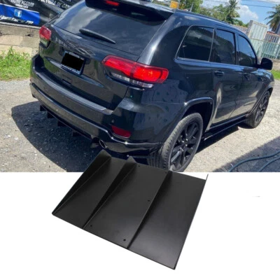 Rear Bumper Lip Splitter Shark Fin Diffuser For JEEP Grand Cherokee  Foto 1 de 4