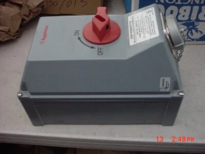 Appleton Mechanical Interlock Receptacle  ASR Powertite Cat No ASR3034 - Image 1 of 4