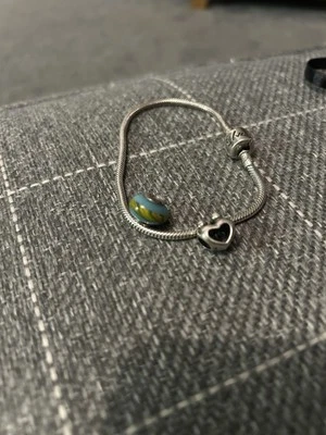 Pulsera Silverado Plata Dije Con 2 Cuentas Y Bolsa  Foto 1 de 4