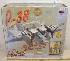 ULTIMATE SOLDIER 21ST CENTURY P-38 LIGHTNING FIGHTER AVIÓN 1:18 EN CAJA NUEVO - Imagen 1 de 7