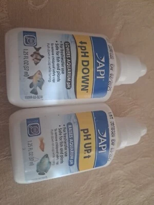 API pH Up And Down 1.25oz Lowers Freshwater Aquarium pH Safe for Plants and Fish - Image 1 of 3