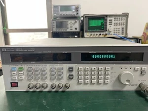 HP Agilent 83731B 1GHz-20GHz Synthesized Signal Generator w/Opt. 1E1 ,1E2 _ 0425 - Picture 1 of 18