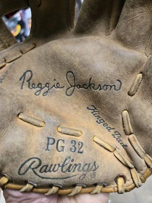 🏆💥GUANTE DE BÉISBOL JUVENIL REGGIE JACKSON PARA DIESTROS 🏆💥 Foto 1 de 4