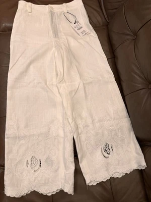 Pantalones blancos bordados Zara para mujer, nuevos con etiquetas XS Foto 1 de 4
