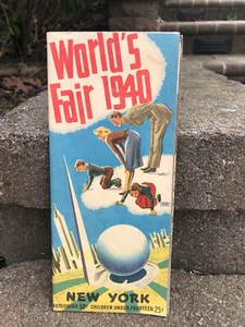 1940 New York World's Fair Visitor's Brochure - Picture 1 of 4