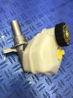 BMW 740I G12 2016-2019 3,0 L cilindro maestro de freno con depósito y tapa OEM Foto 1 de 4