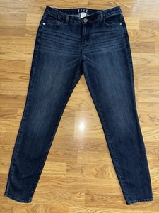 Elle Skinny Jeans Women’s Size 12 Dark Wash Pockets - Picture 1 of 12