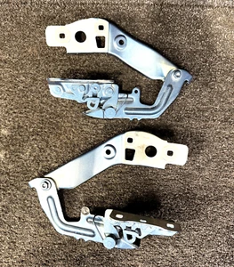MERCEDES GLB250  Hood Hinge Set Left & Right A1778801100 A1778801200  2020 OEM - Picture 1 of 15