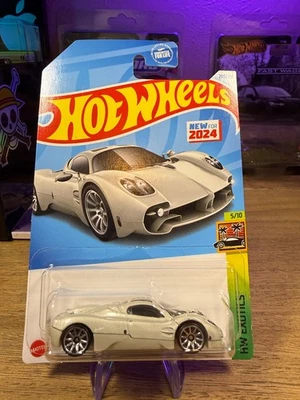 Hot Wheels 2024 - Pagani Utopia - 205/250 - HW Exotics 5/10 L CASE : SILVER - Image 1 of 4