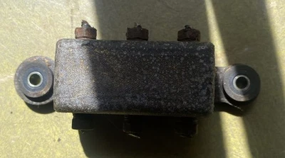 2004 Toyota Prius Brake PROPORTIONING VALVE Assembly - Image 1 of 2