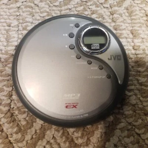 JVC Portable CD Player Discman XL-PM5H Hyper Bass Anti Shock Silver Fully Tested - Picture 1 of 16
