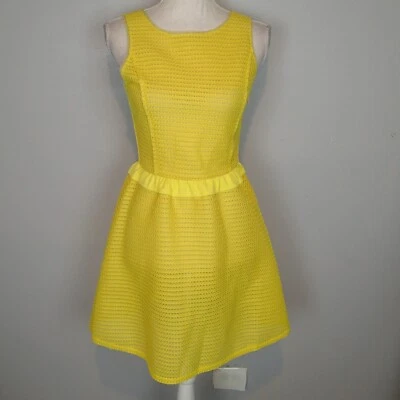 Vestido Cristina Effe amarillo sin mangas xxs -xs? ver medidas Foto 1 de 4