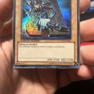 Yu-Gi-Oh! Dark Magician Limited Edition LC01-EN005 Ultra Rare Trading Card - Picture 1 of 5