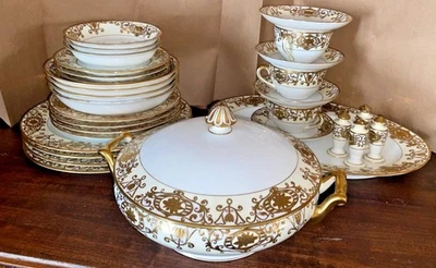 Noritake 175 / 16034 / Christmas Ball Set - image 1 of 4