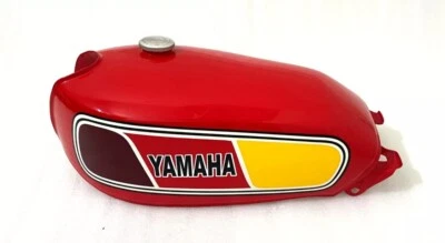 ADEQUADO PARA Yamaha 250 DT DT250 Enduro aço pintado de vermelho tanque de gasolina 1977-1979 - Imagem 1 de 4