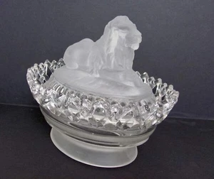 VINTAGE IMPERIAL GLASS ATTERBURY LION CLEAR FROSTED CANDY DISH - Picture 1 of 9