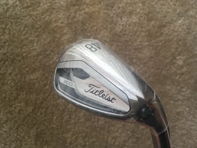 Cuña Titleist T300 2021 48° AMT Red S300 acero rígido flexible totalmente nueva*** Foto 1 de 4