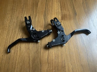 Alavancas de freio Avid Ultimate Black Ops Research Ultimate V CNC preto vintage MTB - Imagem 1 de 4