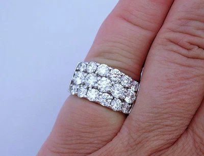 Hearts on Fire Diamond Right Hand Ring 3 ctw 18K 750 White Gold Appraisal $16500 - Image 1 of 4
