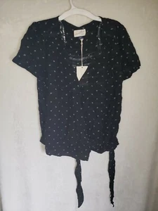 Universal Thread Women's Short Sleeve Tie Front Top M (YY) - Picture 1 of 3
